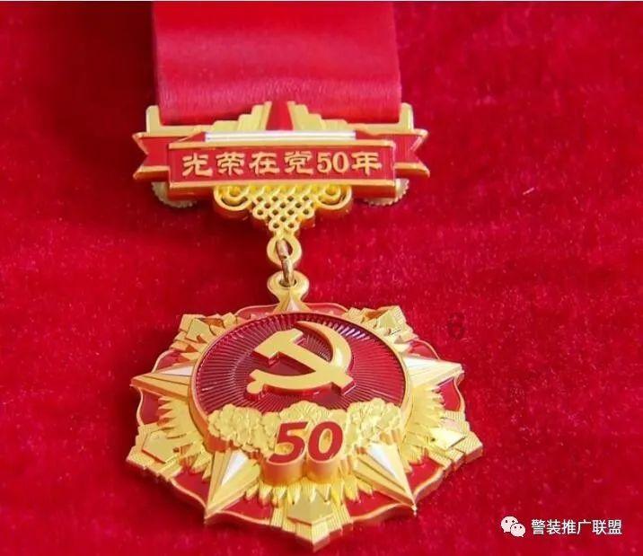 极客社区什么是快速无线电爆发?它是如何产生的?,分享与探讨最新科技动态